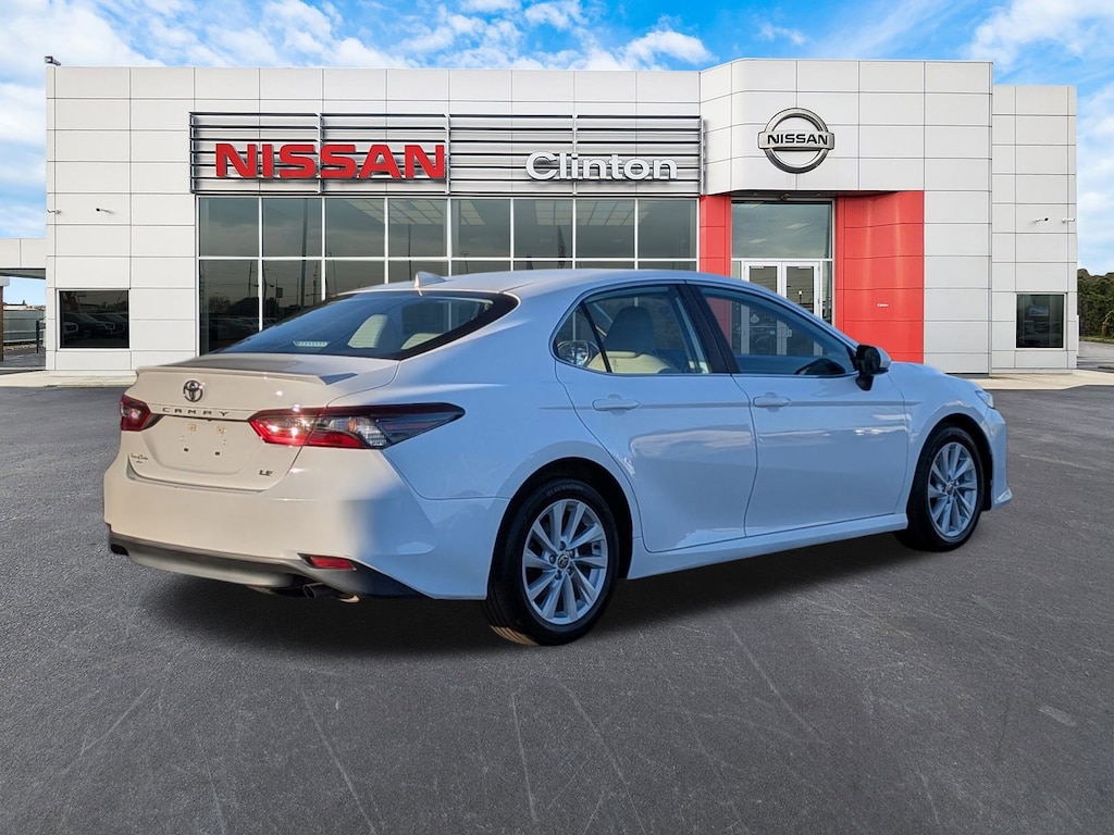 Used 2022 Toyota Camry LE Sedan