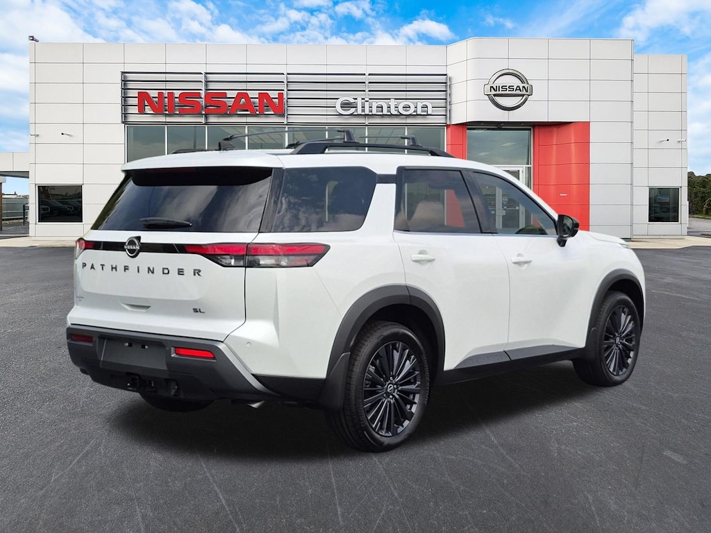 New 2026 Nissan Pathfinder SL SUV