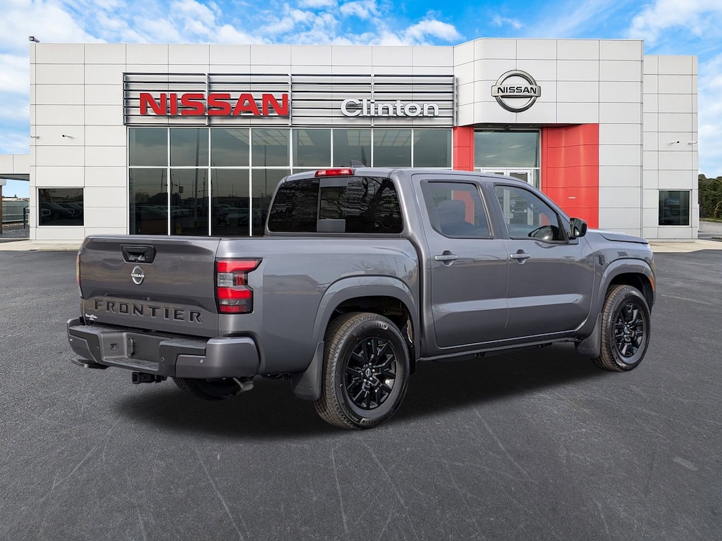 New 2026 Nissan Frontier SV Truck Crew Cab