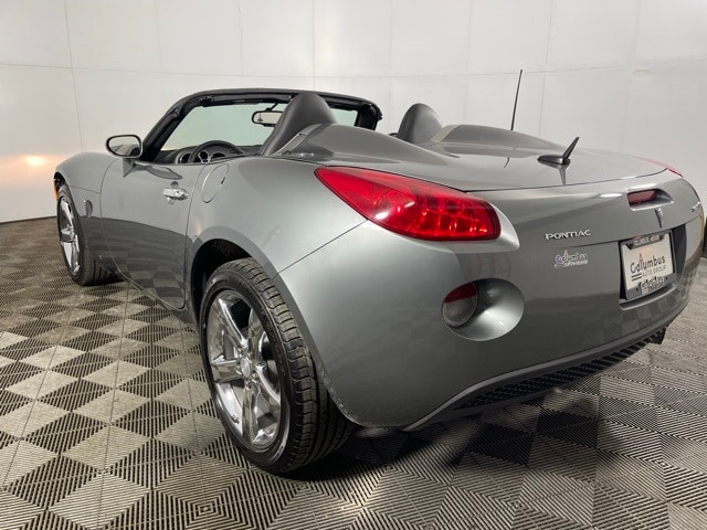 Used 2007 Pontiac Solstice Base with VIN 1G2MB35B67Y129514 for sale in Columbus, IN