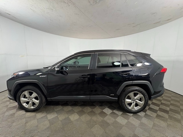 Used 2021 Toyota RAV4 XLE Premium with VIN 4T3B6RFV2MU031959 for sale in Columbus, IN