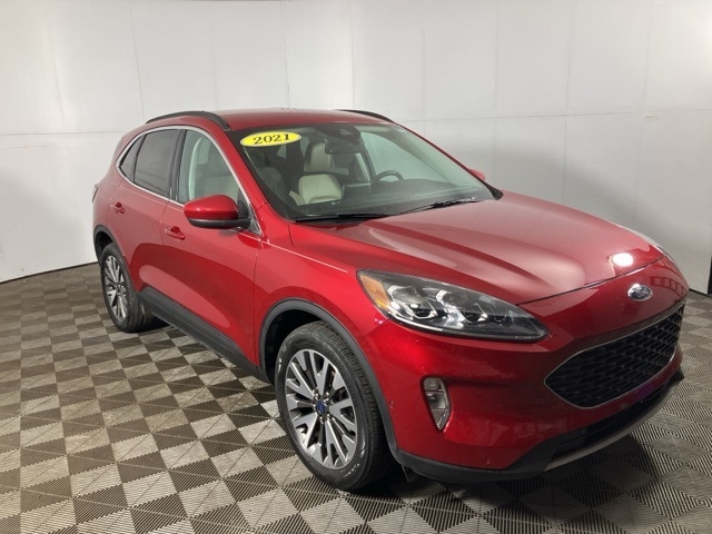 Used 2021 Ford Escape Titanium with VIN 1FMCU9J91MUB11167 for sale in Columbus, IN