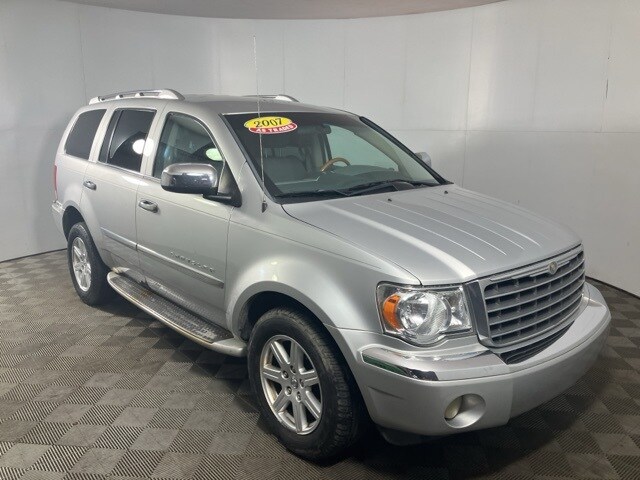 Used 2007 Chrysler Aspen Limited with VIN 1A8HW58P17F505156 for sale in Columbus, IN
