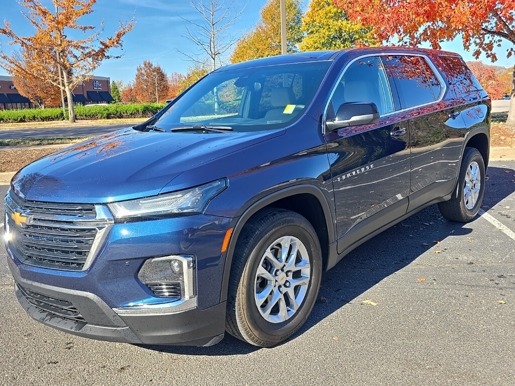 2023 Chevrolet Traverse 1LS photo 4