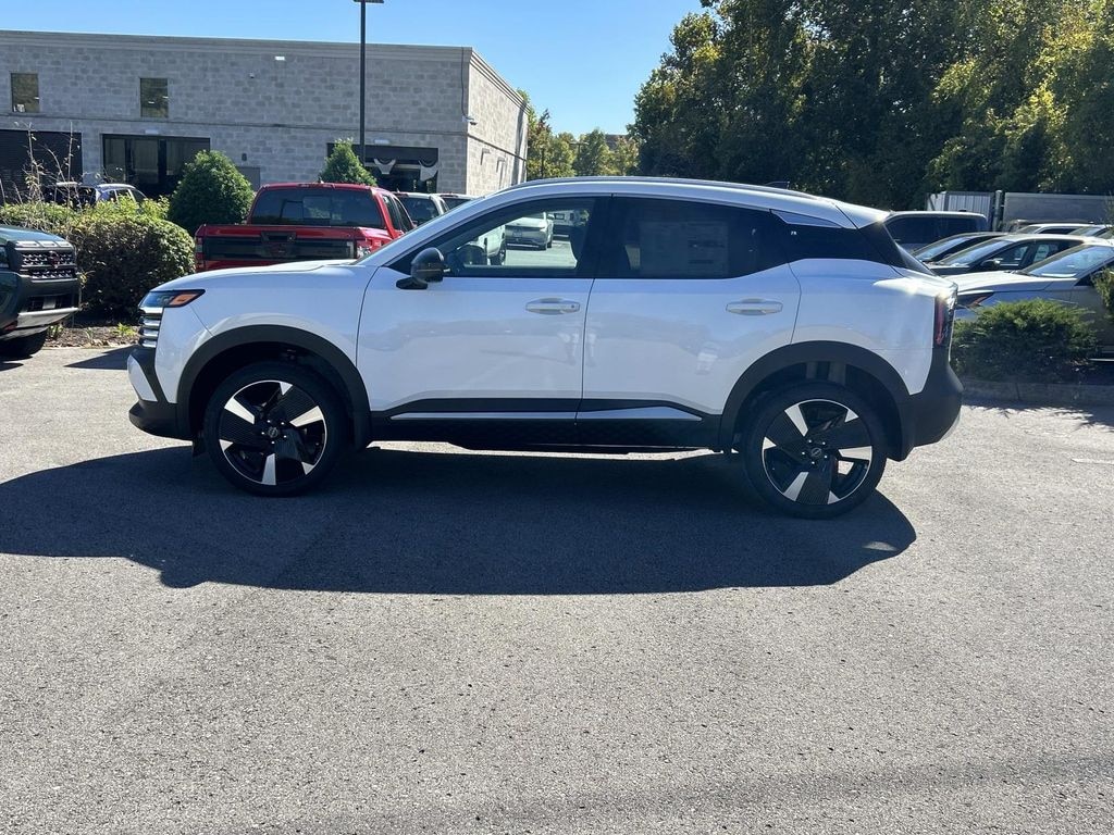New 2026 Nissan Kicks SR SUV