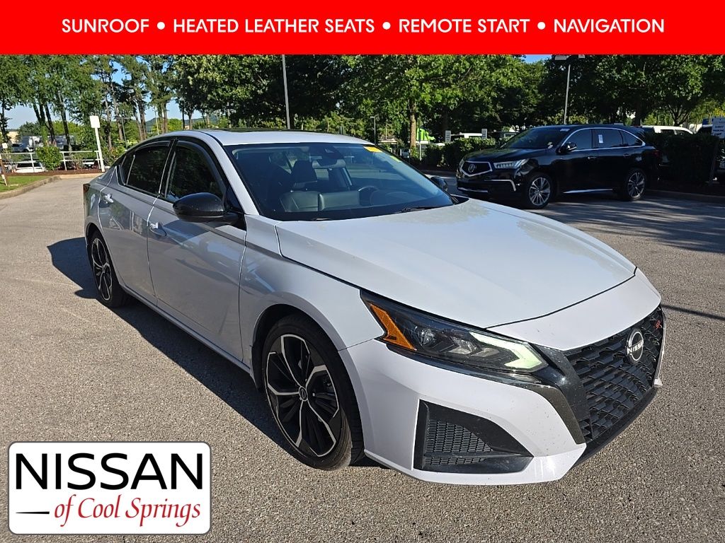 2023 Nissan Altima 2.5 SR's photo