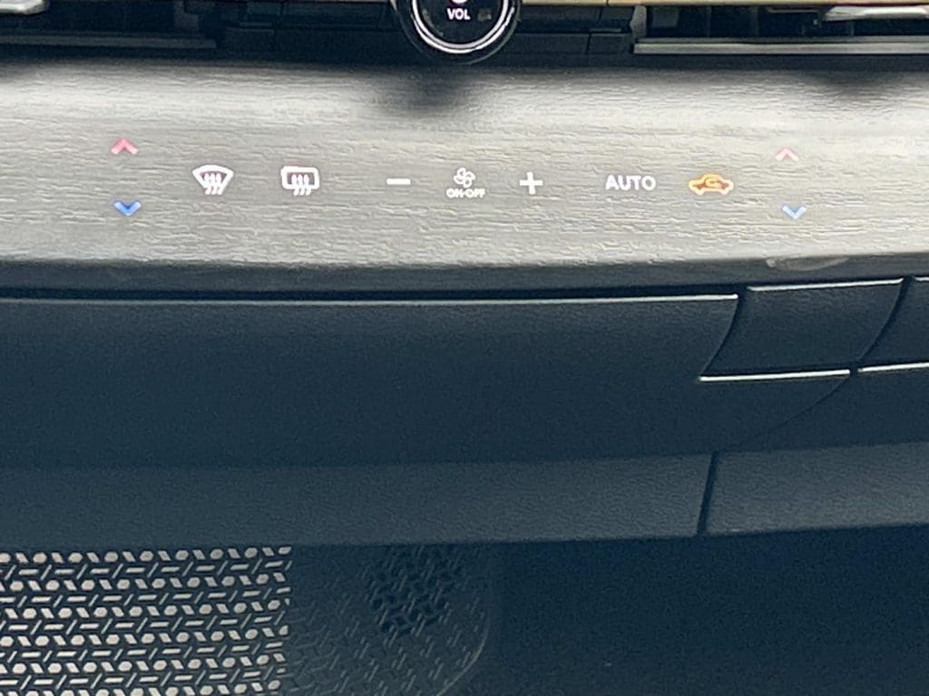 2025 Nissan ARIYA Engage+ - Photo 26