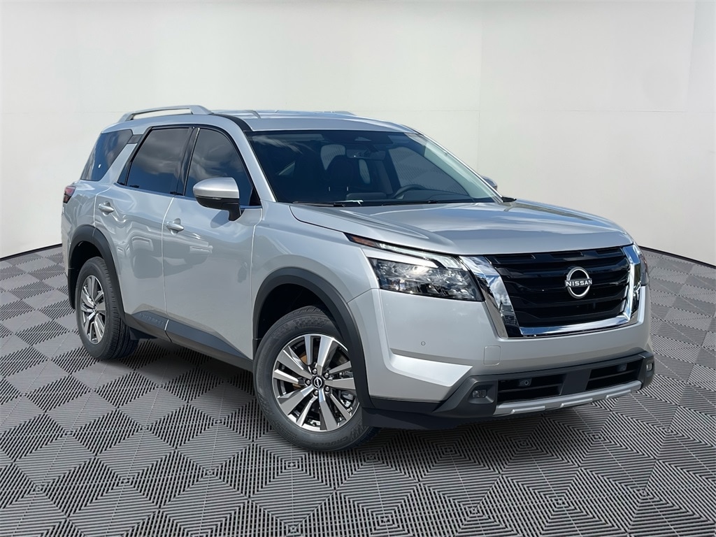 New 2025 Nissan Pathfinder SL SUV