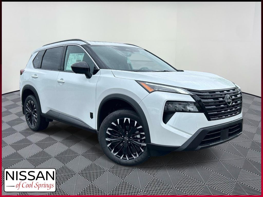 2026 Nissan Rogue Dark Armor AWD's photo