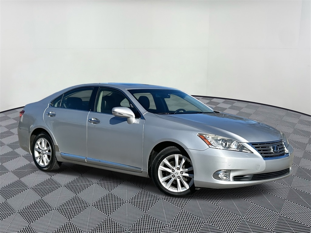 2012 Lexus ES Base's photo