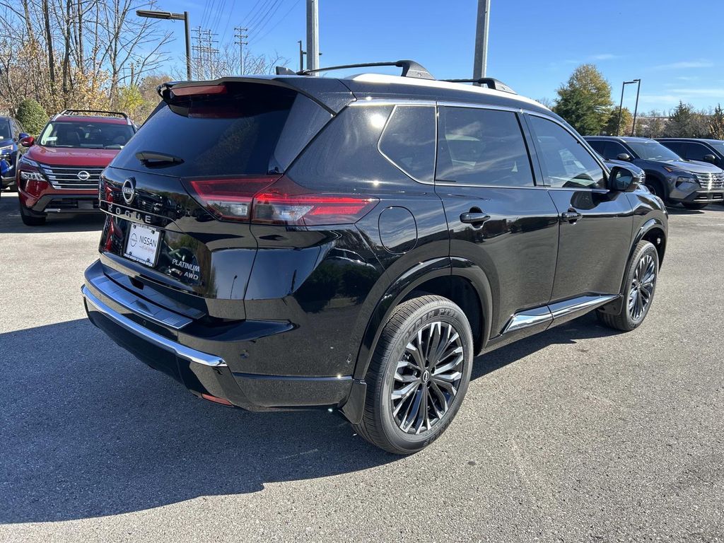 2026 Nissan Rogue Platinum - Photo 7