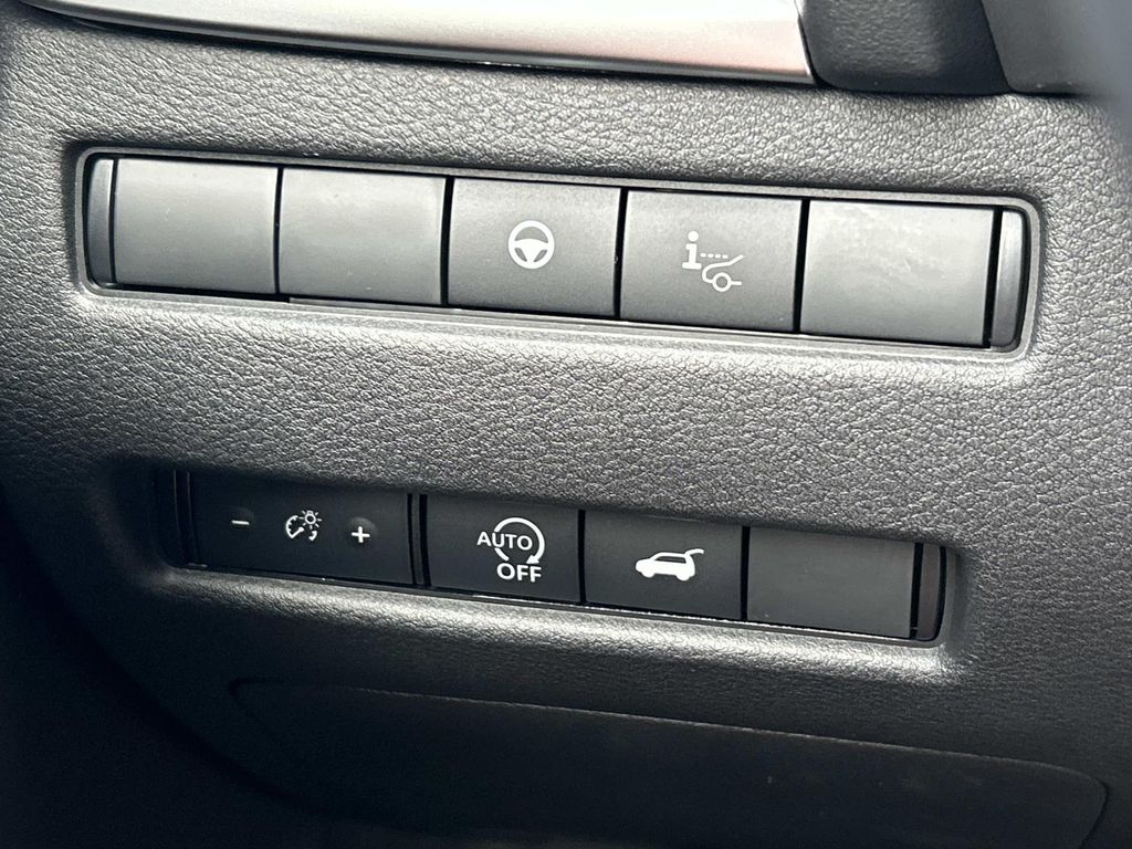 2026 Nissan Rogue Platinum - Photo 28