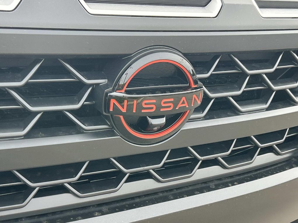 2026 Nissan Frontier PRO-4X - Photo 10