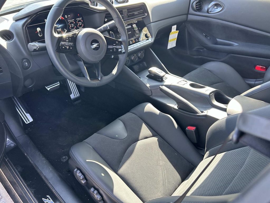2025 Nissan Z Performance - Photo 13
