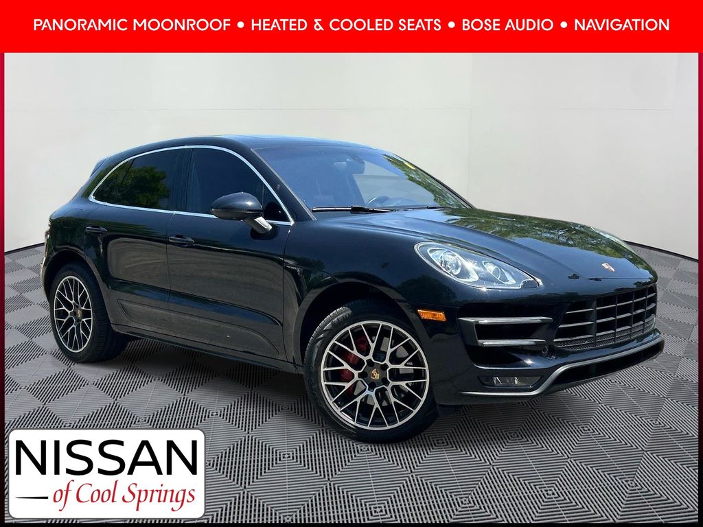 2015 Porsche Macan Turbo's photo