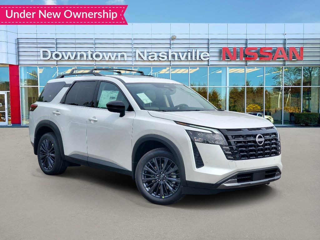 2026 Nissan Pathfinder SL 4WD's photo