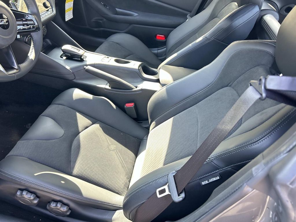 2025 Nissan Z Performance - Photo 14