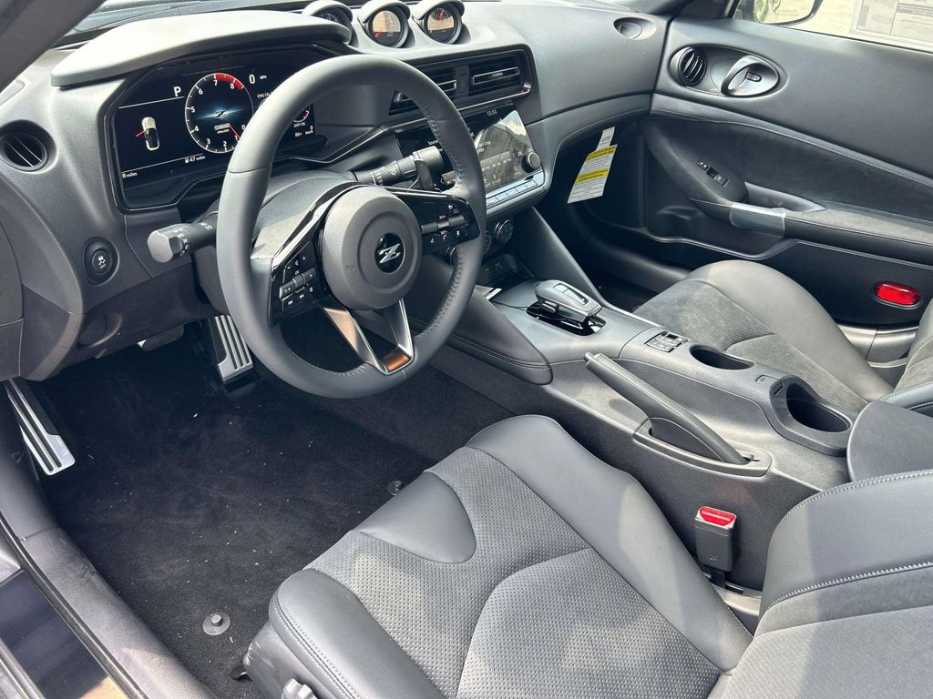 2025 Nissan Z Performance - Photo 13