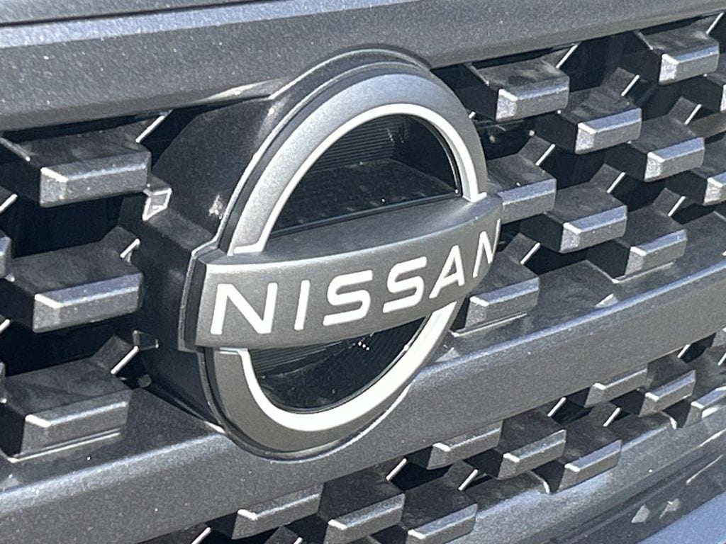 2026 Nissan Frontier SV - Photo 11