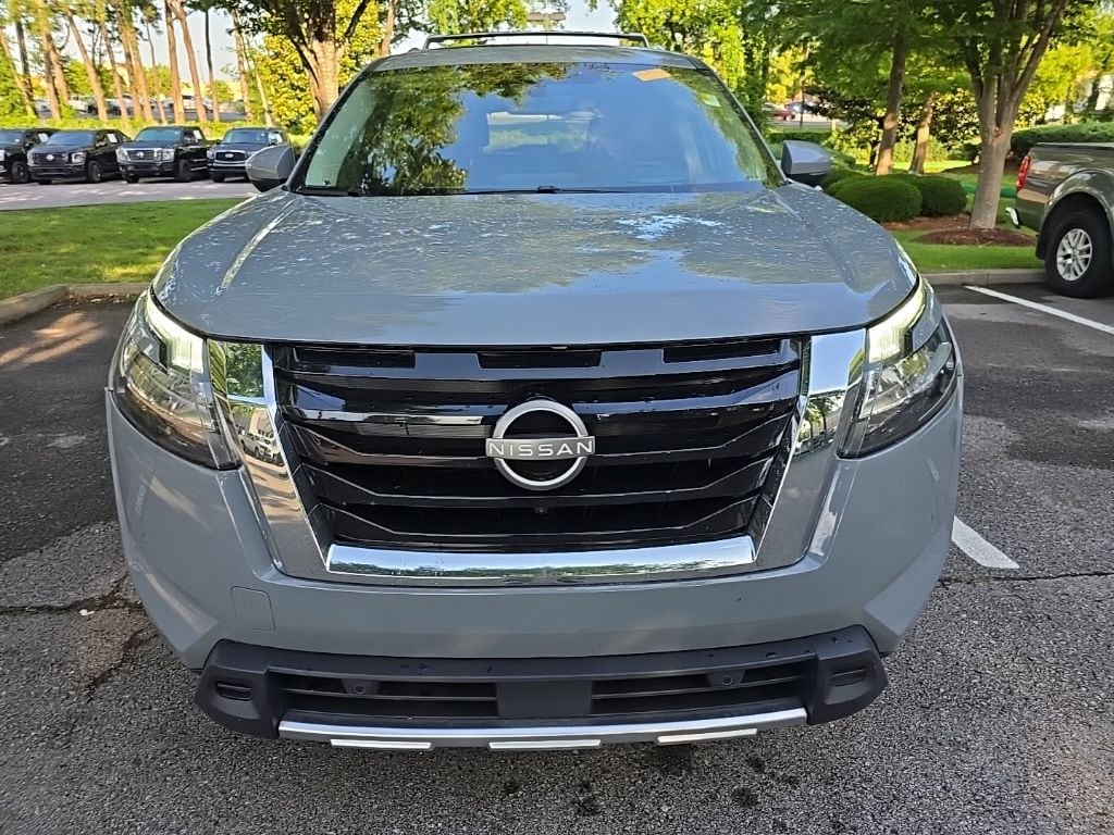 Used 2024 Nissan Pathfinder Platinum SUV