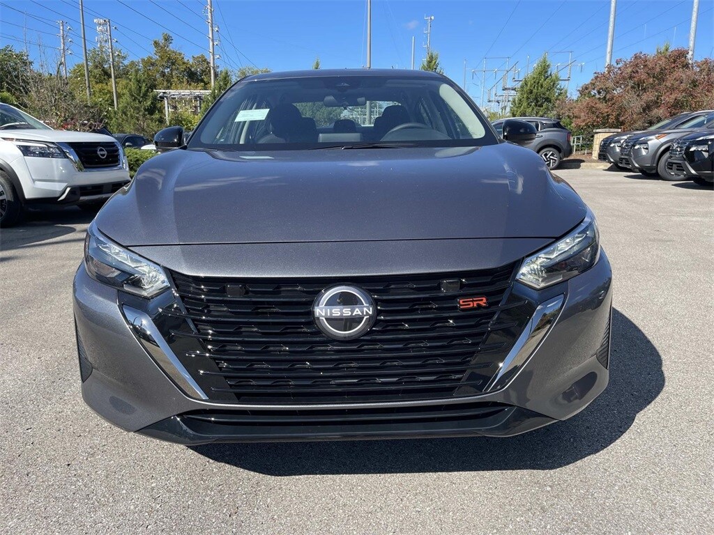 2025 Nissan Sentra SR photo 2