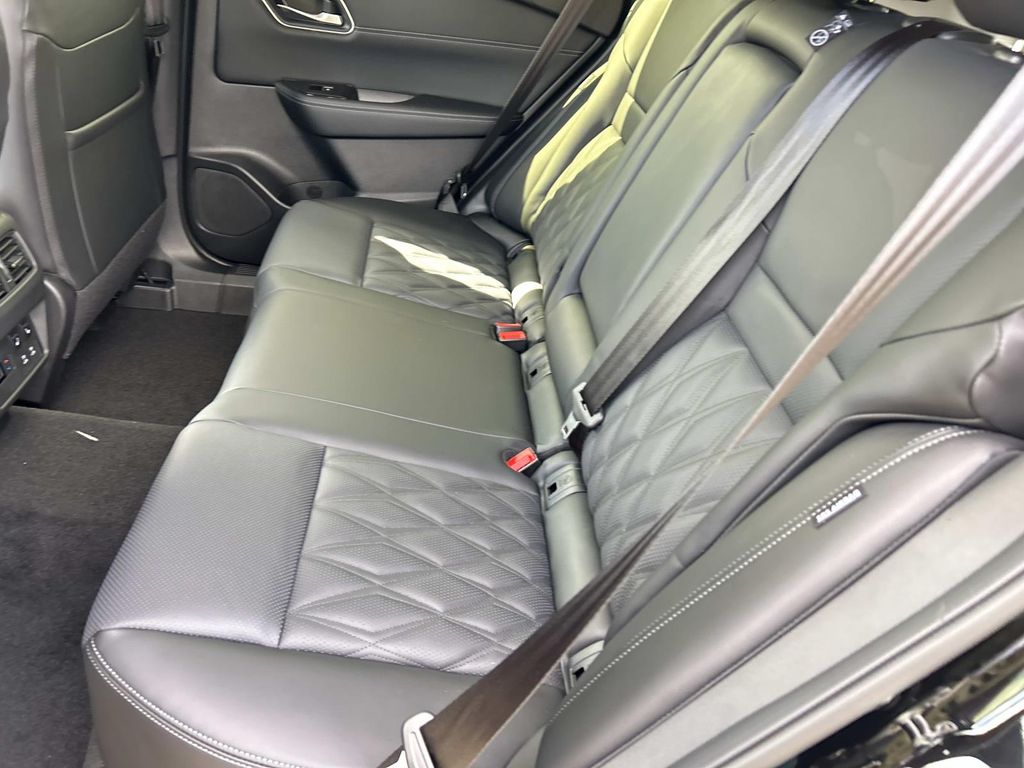 2026 Nissan Rogue Platinum - Photo 20
