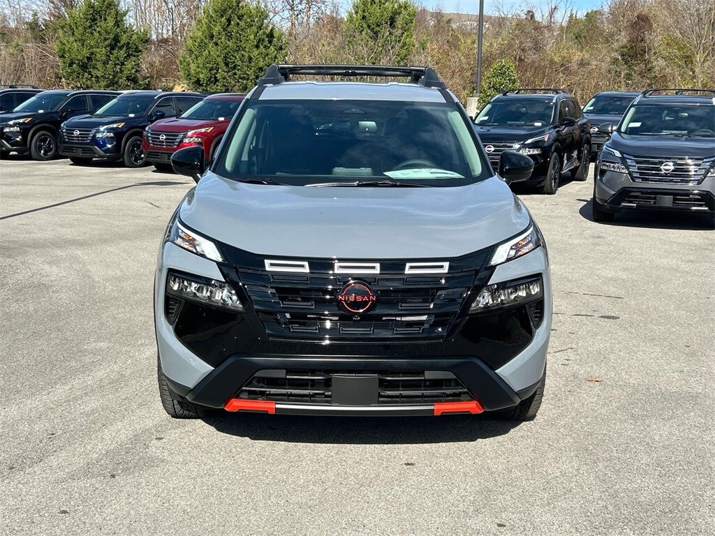 2026 Nissan Rogue SV photo 2