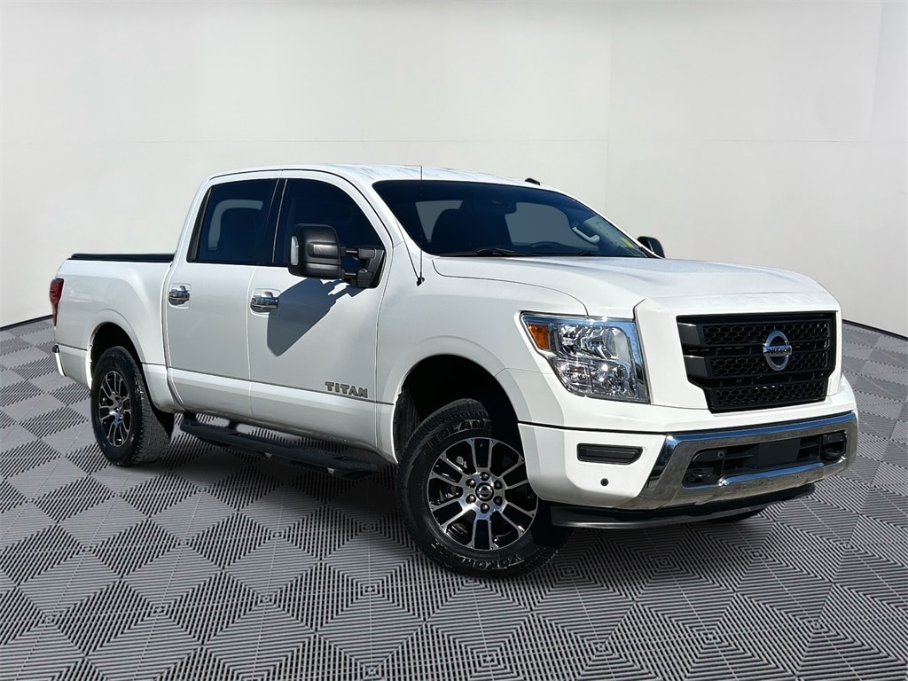2021 Nissan Titan SV