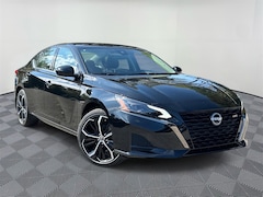 2025 Nissan Altima SR Sedan