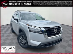 2025 Nissan Pathfinder SV SUV