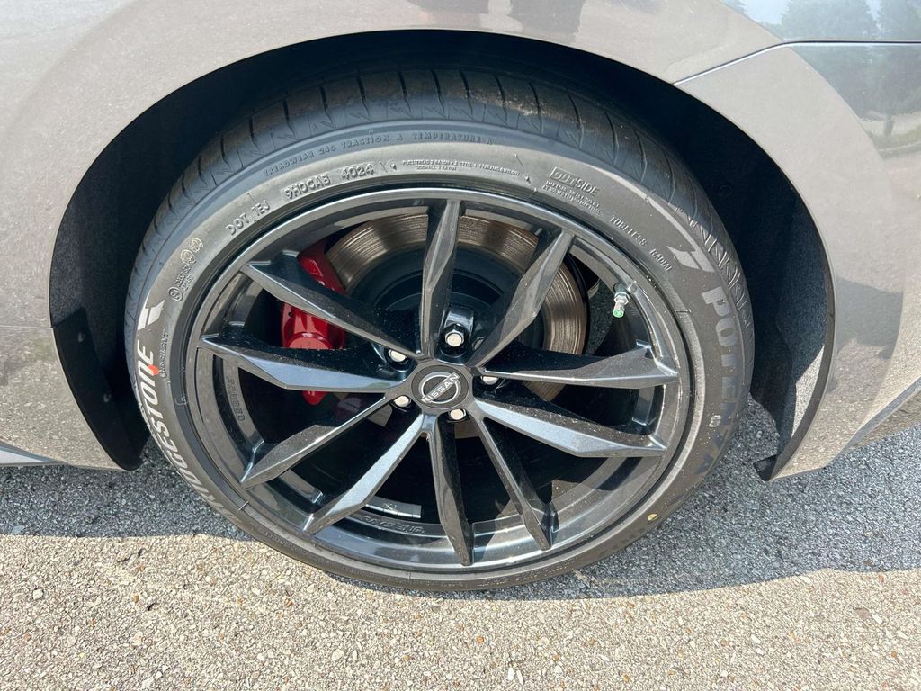 2025 Nissan Z Performance - Photo 11