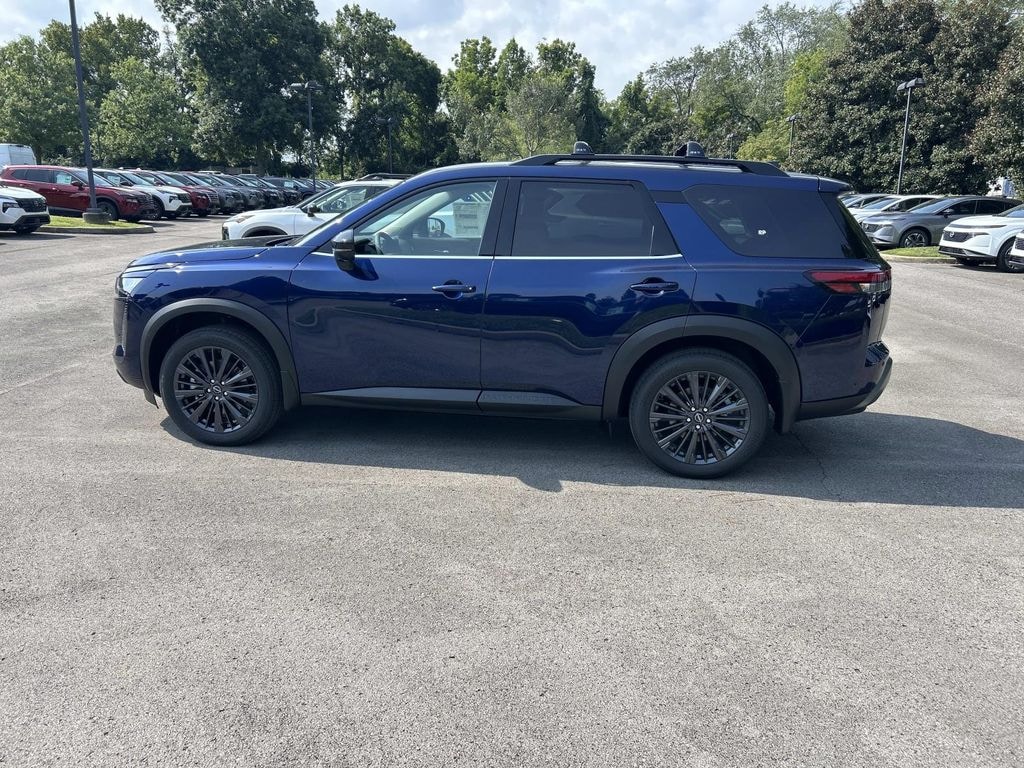 New 2026 Nissan Pathfinder SL SUV