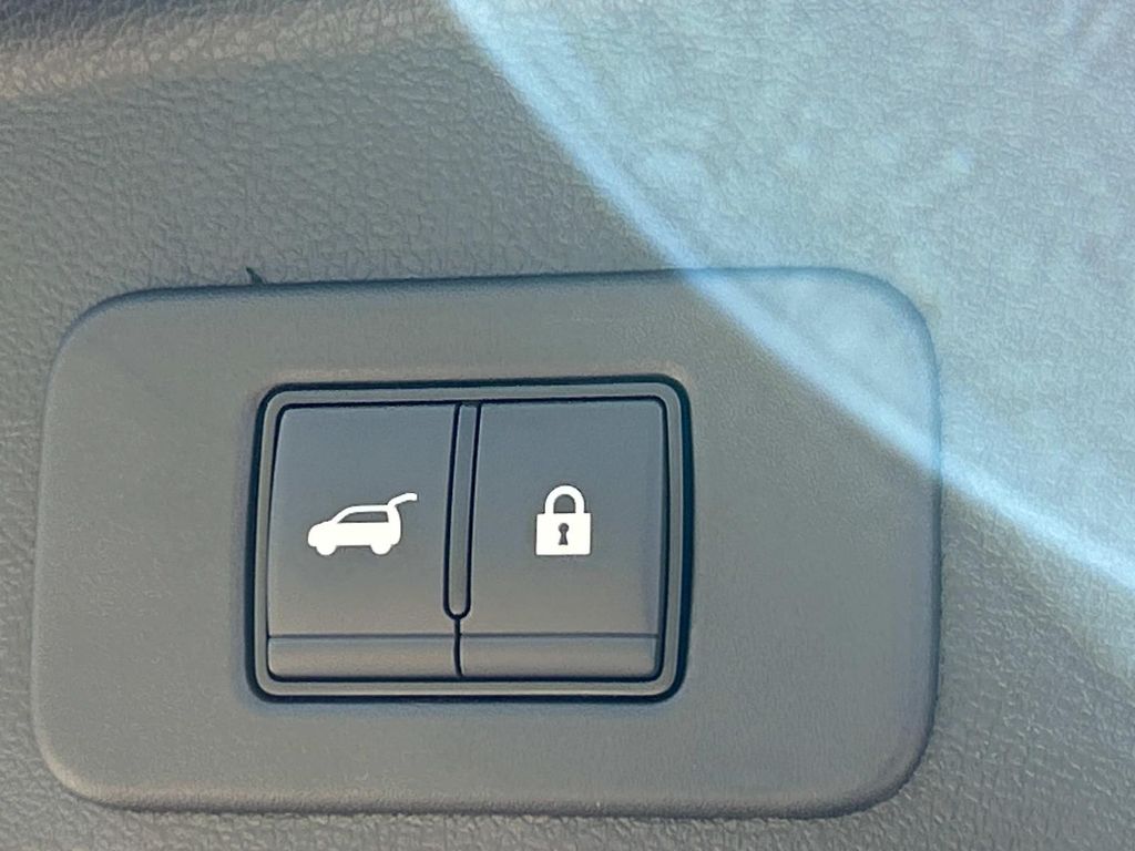 2025 Nissan Murano SL - Photo 48