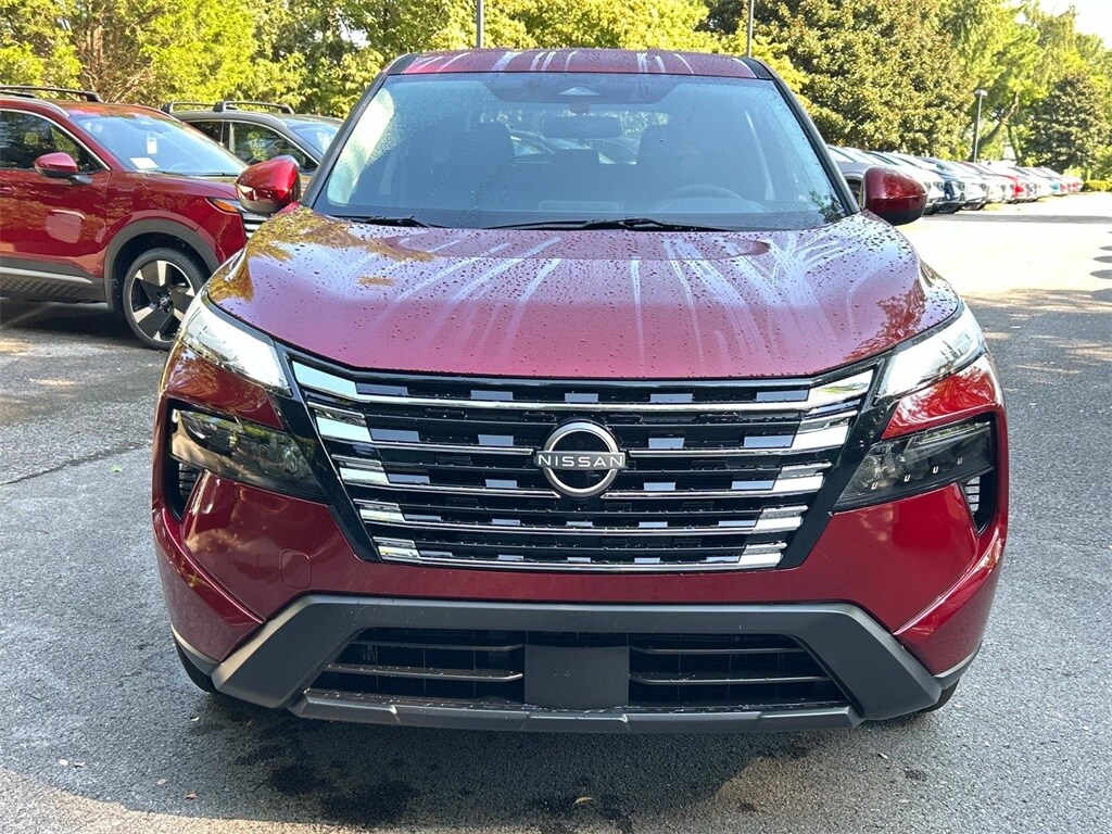 2026 Nissan Rogue SV photo 2