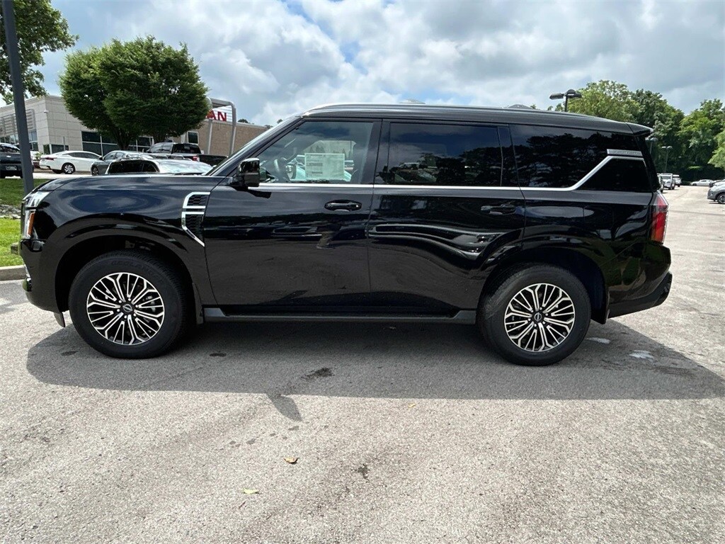 2025 Nissan Armada Platinum photo 4