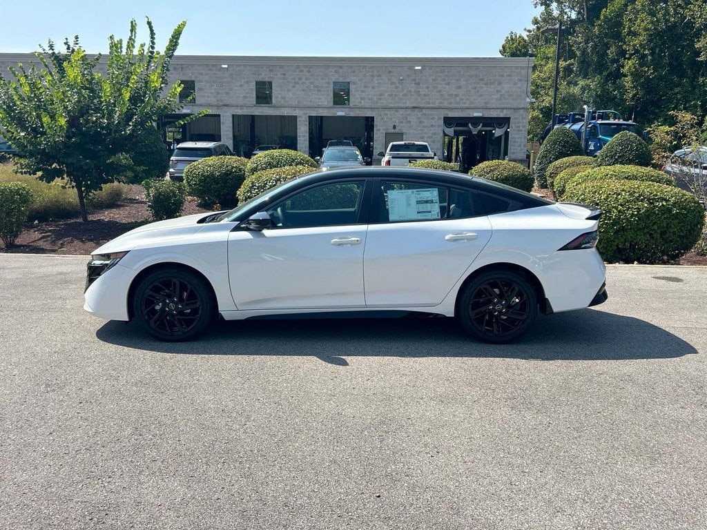 New 2027 Nissan Sentra SR Sedan