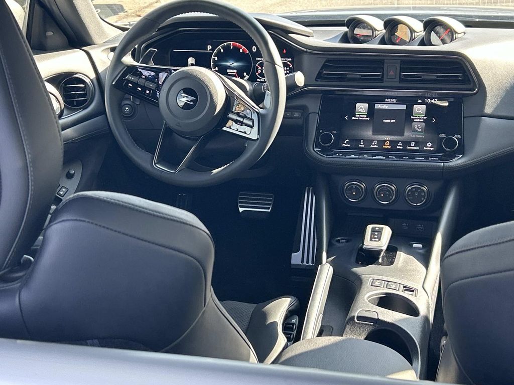 2025 Nissan Z Performance - Photo 21