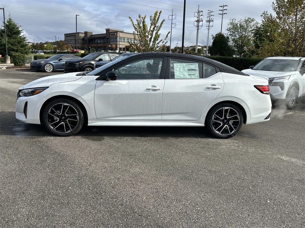 New 2025 Nissan Sentra SR Sedan