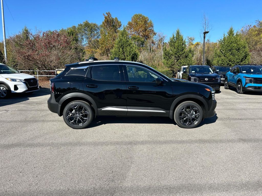 2026 Nissan KICKS SR - Photo 8