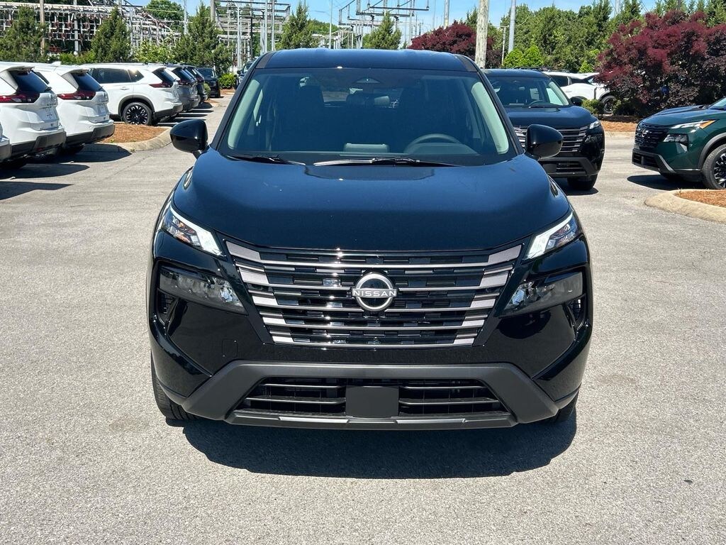 New 2026 Nissan Rogue SV SUV
