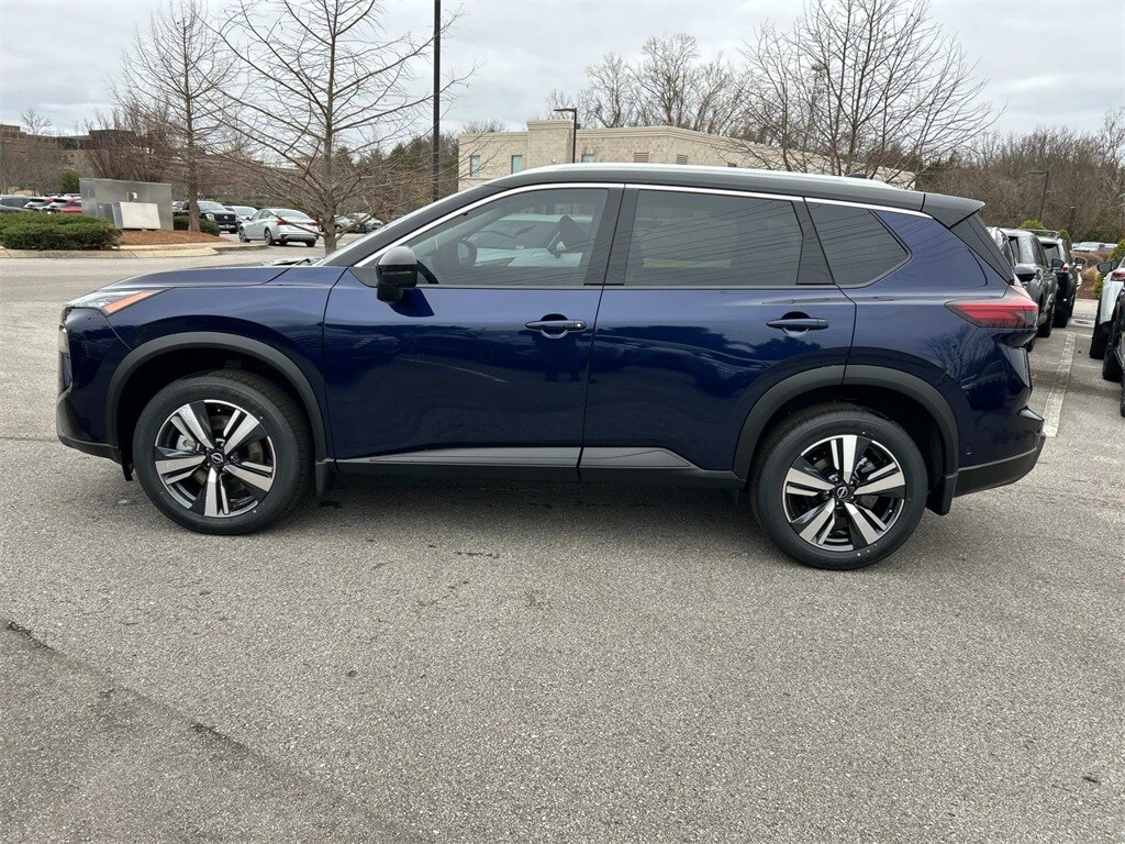 2025 Nissan Rogue SL photo 4