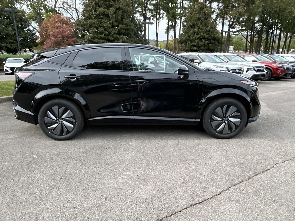 2025 Nissan ARIYA Engage+ - Photo 8