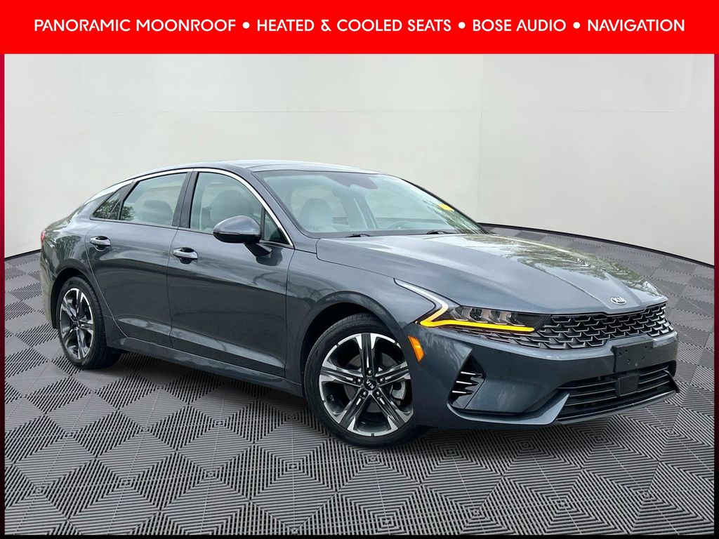 2021 Kia Optima EX FWD's photo