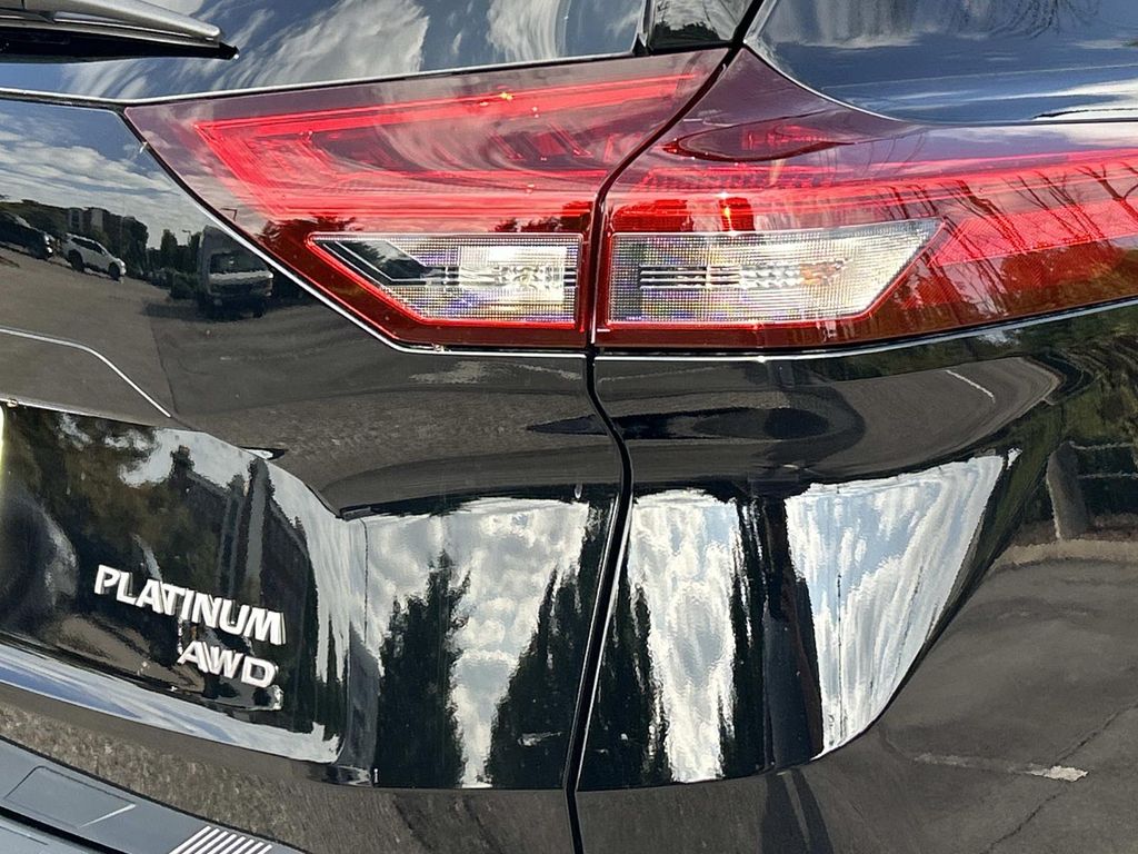 2026 Nissan Rogue Platinum - Photo 12
