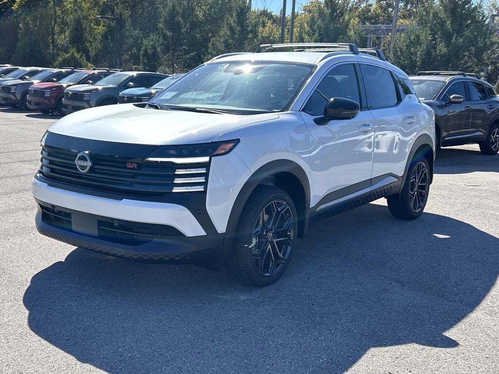 New 2026 Nissan Kicks SR SUV