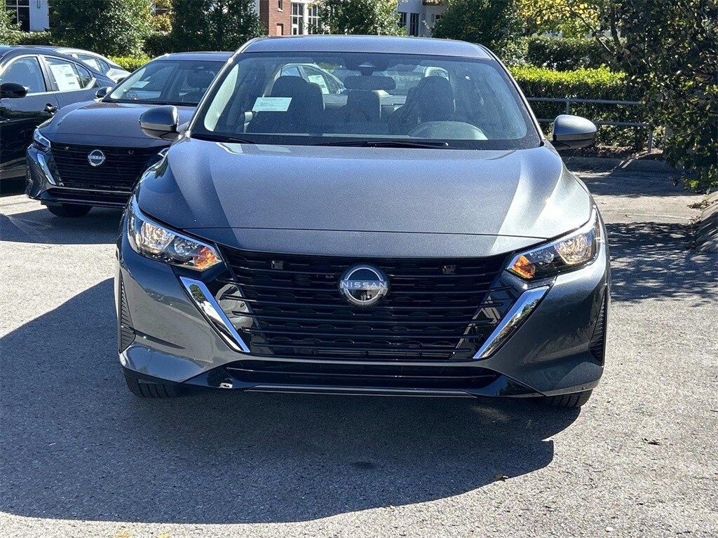 2025 Nissan Sentra SV photo 2