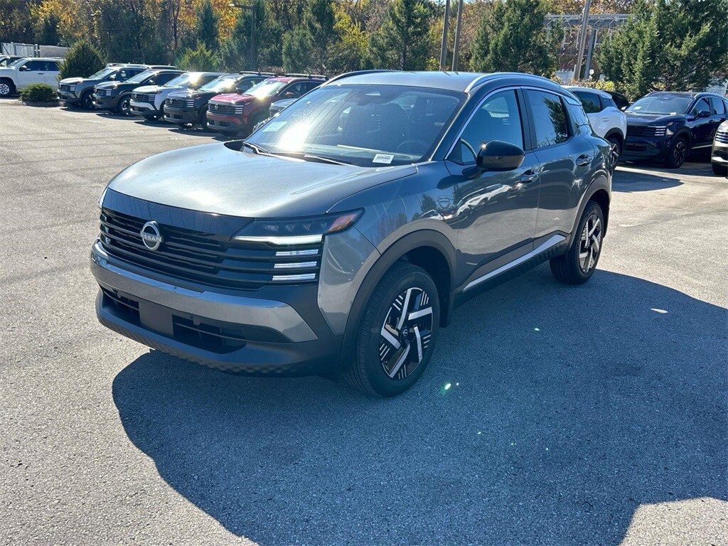 2026 Nissan Kicks SV photo 3