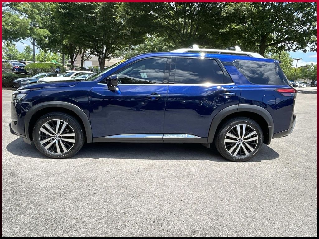 Used 2023 Nissan Pathfinder Platinum SUV