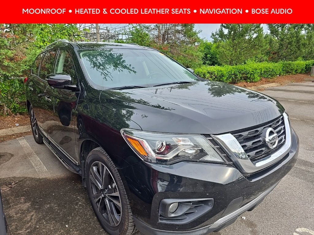 2019 Nissan Pathfinder Platinum 4WD's photo