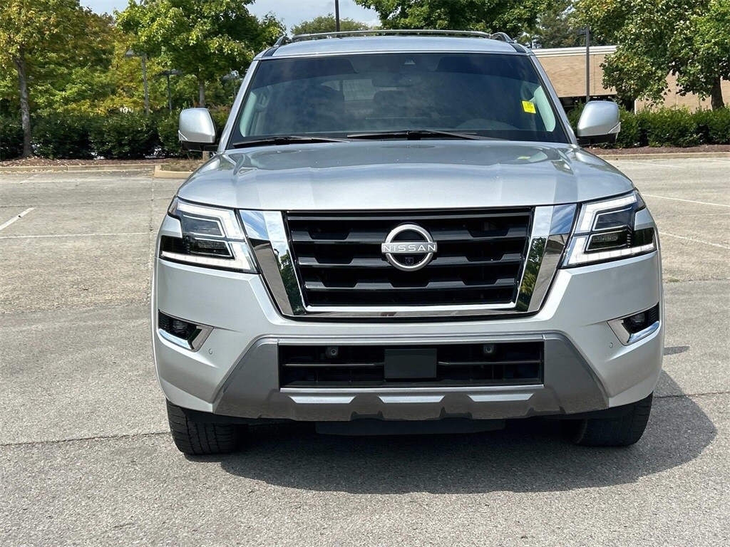 2023 Nissan Armada SL photo 2